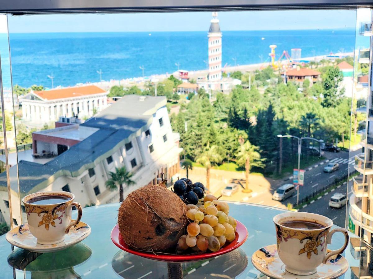 Apartment Sea Tower Khimshiashvili 15 Batumi Esterno foto
